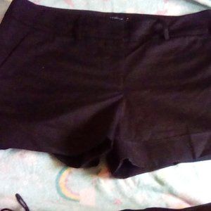 7TH AVENUE BLACK SHORTS SIZE 14